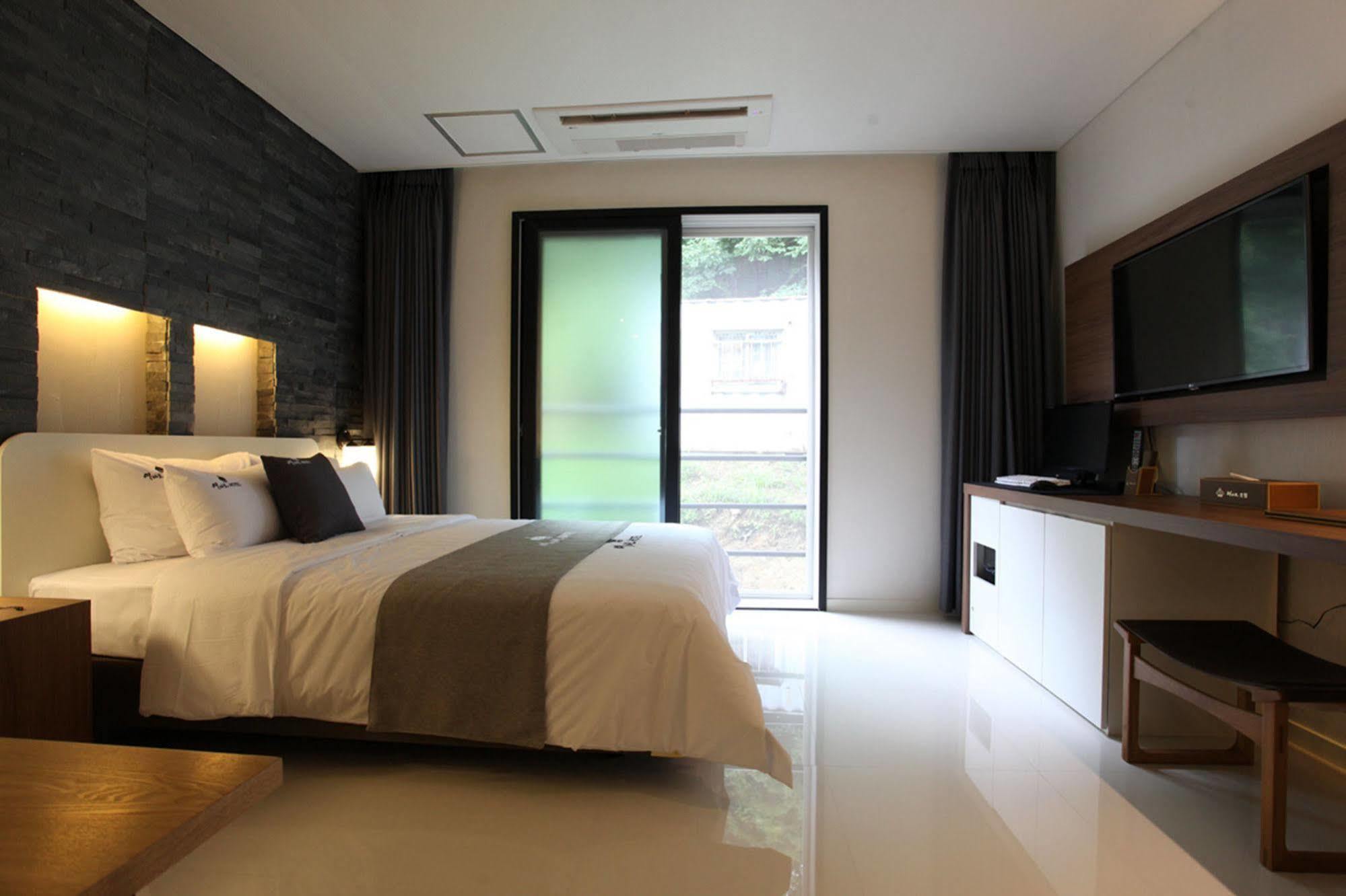 Drive In Hotel Tiamo Pocheon-si Exterior foto