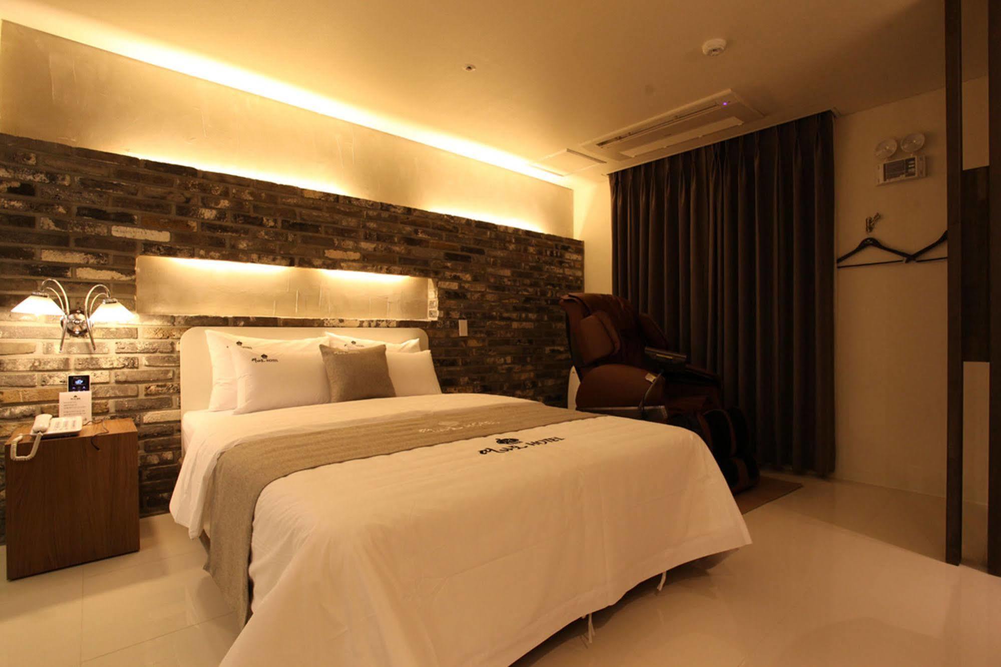 Drive In Hotel Tiamo Pocheon-si Exterior foto